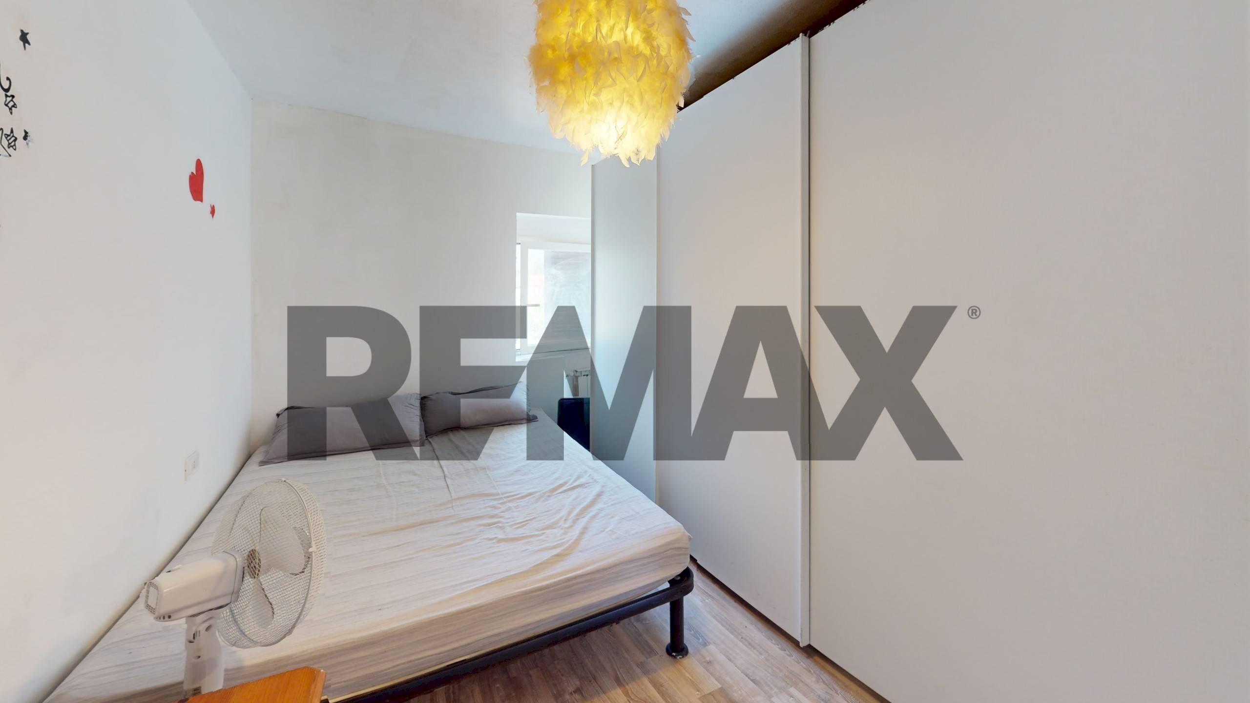 Camera / camera da letto - Three-room apartment via piano
124, Beverino - photo 3