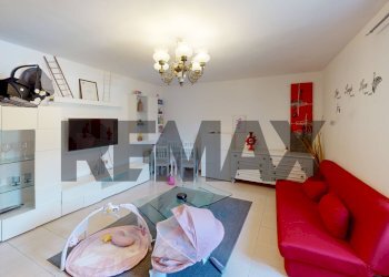 Sala da pranzo - Three-room apartment via piano
 
124, Beverino - photo 1