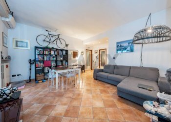 Sala da pranzo - Trilocale Via Compagnoni
 
56, Ferrara - foto 1