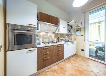Cucina - Trilocale Via Compagnoni
 
56, Ferrara - foto 8