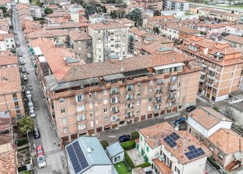 Edificio all\'aperto - Trilocale Via Compagnoni
 
56, Ferrara - foto 22