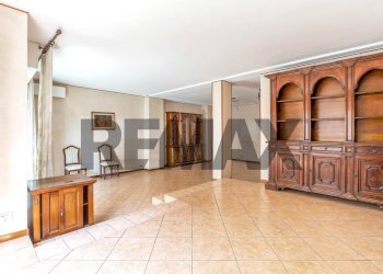Soggiorno - Trilocale via Masotto
23, Milano - foto 4