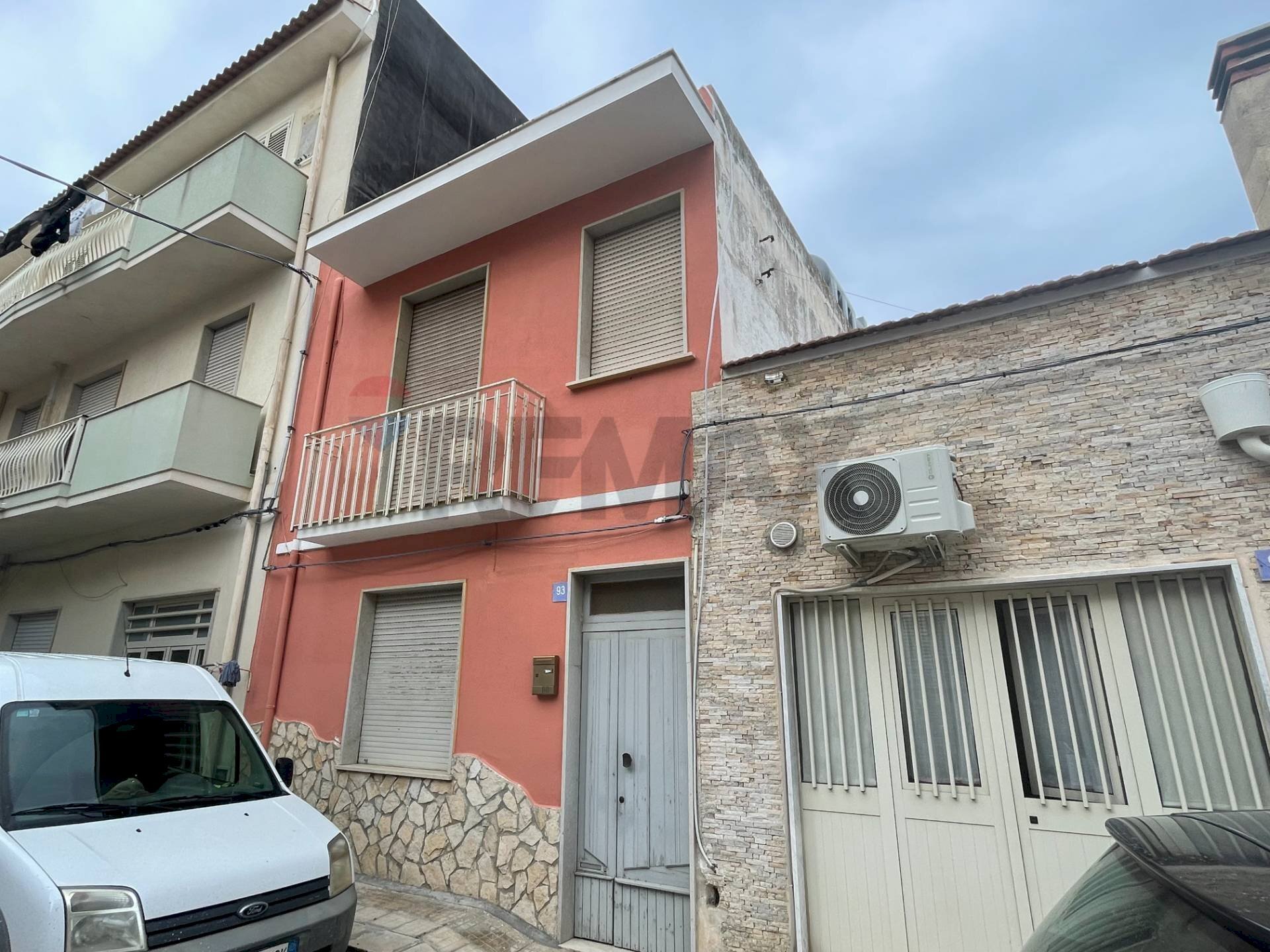 Edificio all\'aperto - Casa indipendente Viale R. Settimo/ Viale A. Moro
93/182, Pachino - foto 2