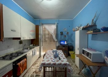 Cucina - Casa indipendente Viale R. Settimo/ Viale A. Moro
 
93/182, Pachino - foto 13
