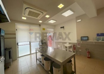 Cucina - Casa indipendente Viale R. Settimo/ Viale A. Moro
 
93/182, Pachino - foto 35