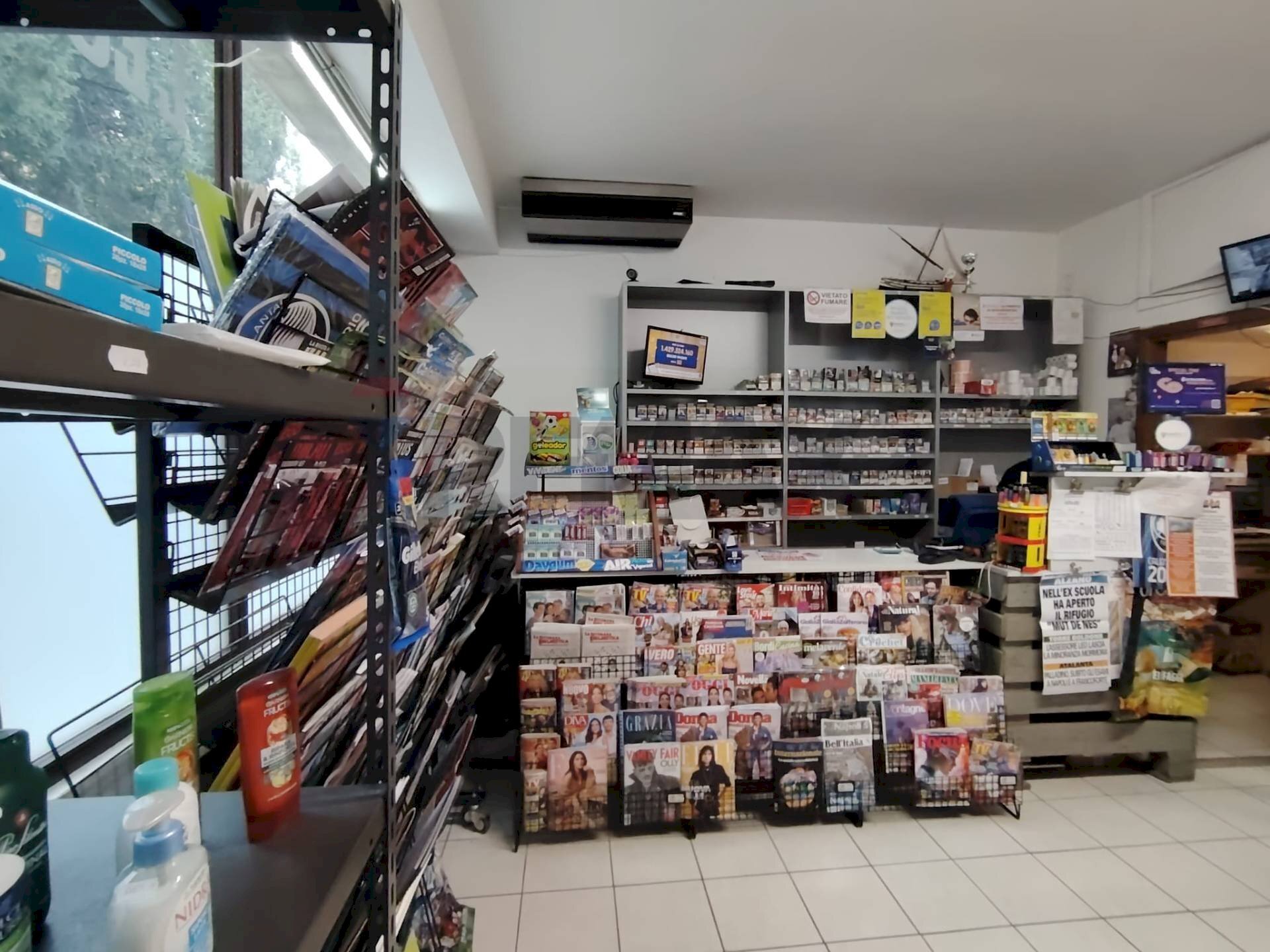 negozio interno - Commercial Activity Via Broseta
 
47-49, Bergamo - photo 3