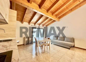 Sala da pranzo - Monolocale Via S. Vito
 
19, Trescore Balneario - foto 4