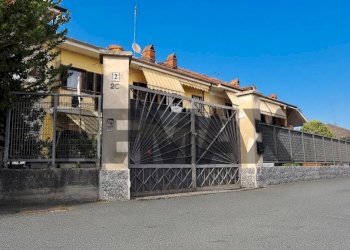 Edificio all\'aperto - Appartamento Via Sant'Antonio di Ranverso
 
2/c, Rosta - foto 2