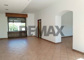 Stanza vuota - Independent house Via Sartena
42, Santa Giustina - photo 4