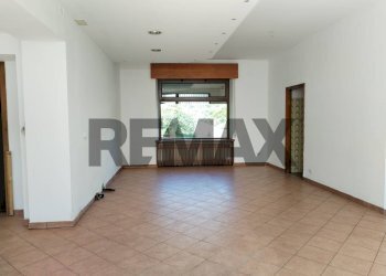 Stanza vuota - Independent house Via Sartena
42, Santa Giustina - photo 5