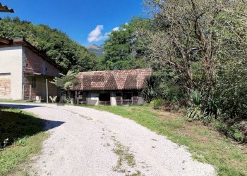 Casa all\'aperto - Independent house Via Sartena
42, Santa Giustina - photo 9