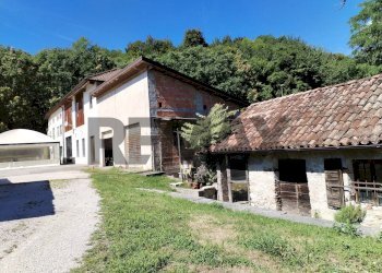 Casa all\'aperto - Independent house Via Sartena
42, Santa Giustina - photo 10