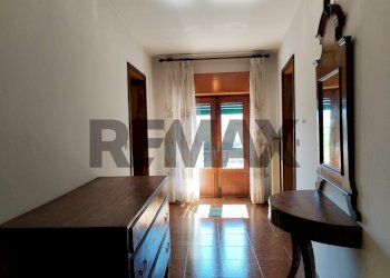 Hall / corridoio - Independent house Via Sartena
42, Santa Giustina - photo 20