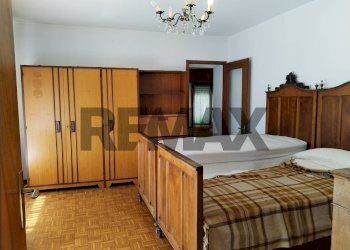 Camera / camera da letto - Independent house Via Sartena
42, Santa Giustina - photo 21