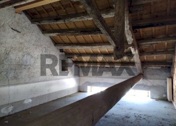 Stanza vuota - Independent house Via Sartena
42, Santa Giustina - photo 24