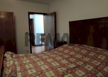 Camera / camera da letto - Independent house Via Sartena
42, Santa Giustina - photo 28