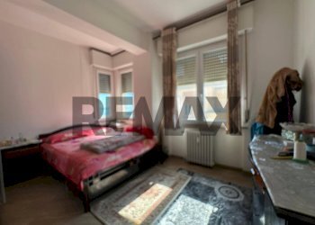 Camera / camera da letto - Quadrilocale Via Fratti
 
6, Falconara Marittima - foto 4