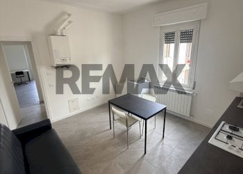 Sala da pranzo - Three-room apartment via Milazzo
89, Pavia - photo 2