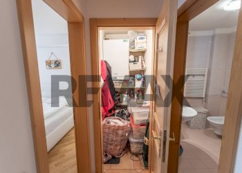 Hall / corridoio - Bilocale Strada de Longiarif
 
30, Moena - foto 24