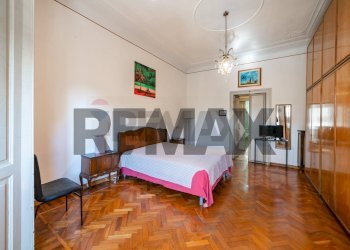 Camera / camera da letto - Terreno non edificabile via ippolito nievo
 
9, Milano - foto 1
