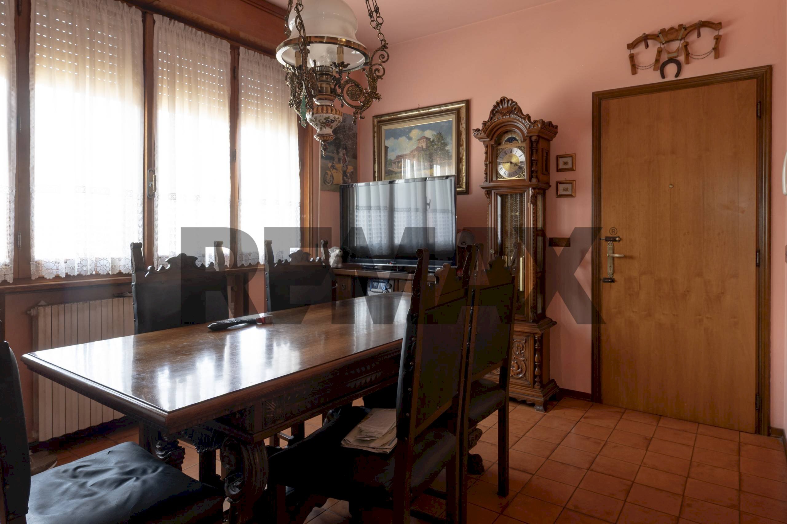 Sala da pranzo - Three-room apartment VIA XXVII APRILE
 
6, Collecchio - photo 2