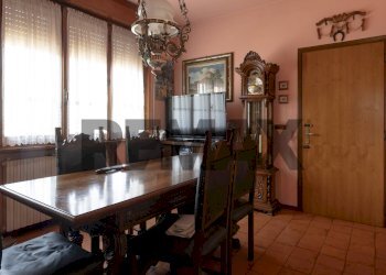 Sala da pranzo - Three-room apartment VIA XXVII APRILE
 
6, Collecchio - photo 2