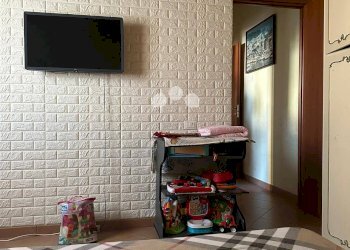 Foto 18 - Three-room apartment VIA CAVOUR
 
28, Livraga - photo 18