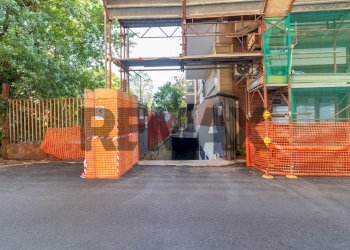 Casa all\'aperto - Box via Gabelli
 
4, Guidonia Montecelio - photo 1