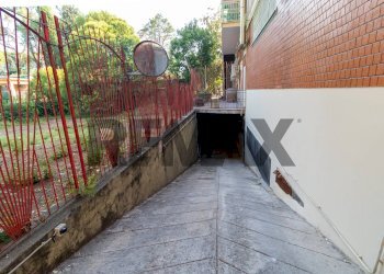 Terrazza - Box via Gabelli
 
4, Guidonia Montecelio - photo 3