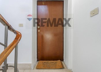 Hall / corridoio - Three-room apartment strada argini sud
 
27, Montechiarugolo - photo 2