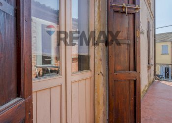 Edificio all\'aperto - Three-room apartment strada argini sud
 
27, Montechiarugolo - photo 32