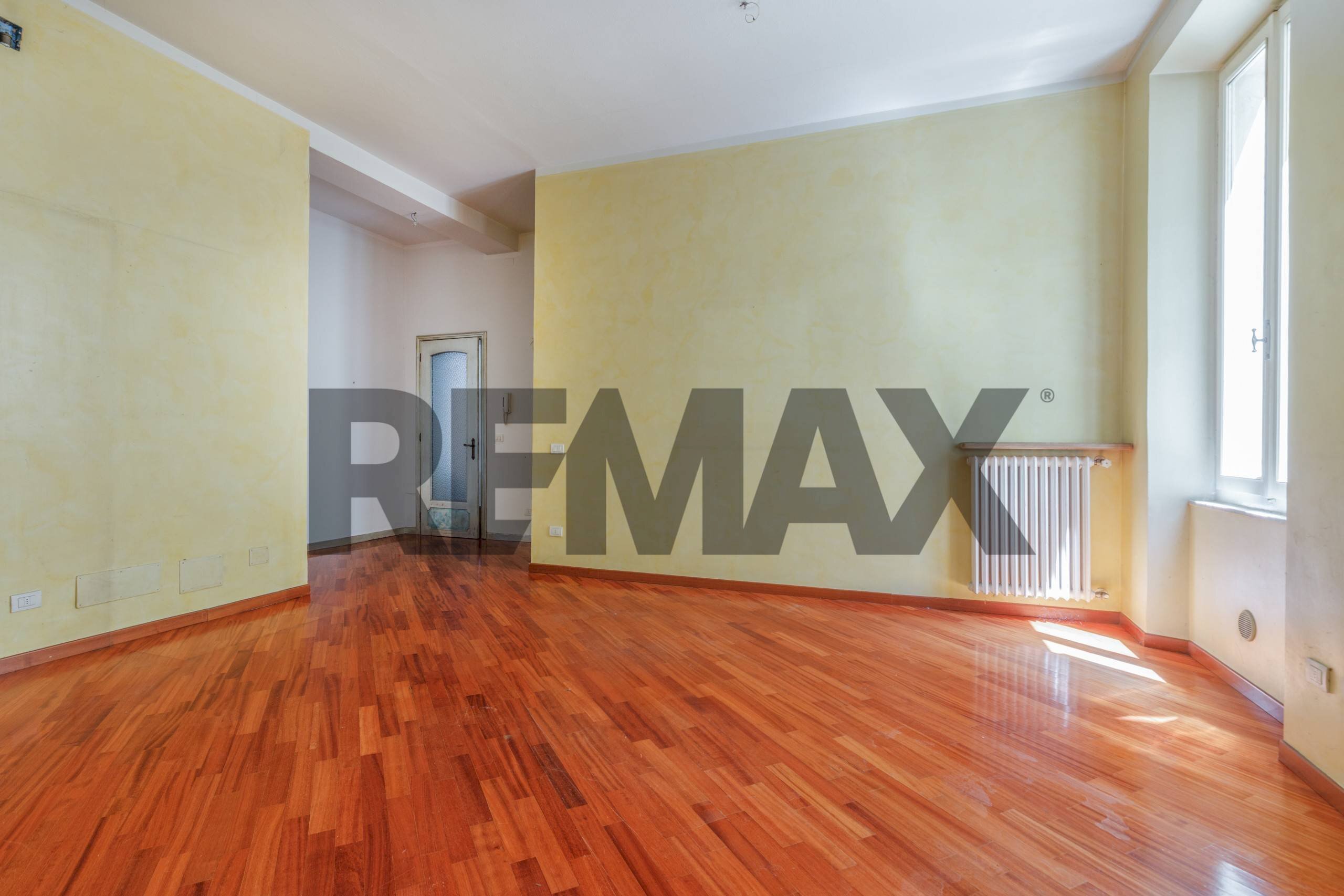 Stanza vuota - Two-room apartment Strada Giuseppe Garibaldi
61, Parma - photo 2
