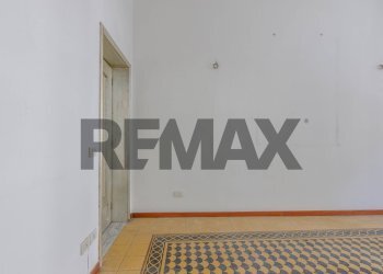 Stanza vuota - Bilocale Strada Giuseppe Garibaldi
 
61, Parma - foto 18