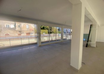 Stanza vuota - Ufficio via appia lato napoli
136, Formia - foto 12