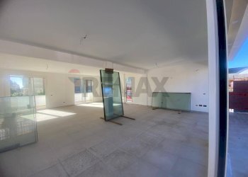Stanza vuota - Ufficio via appia lato napoli
136, Formia - foto 26