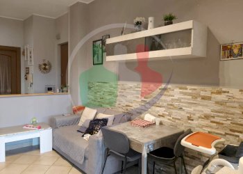 Foto 1 - Bilocale via Bussoleno
 
3, Carmagnola - foto 1