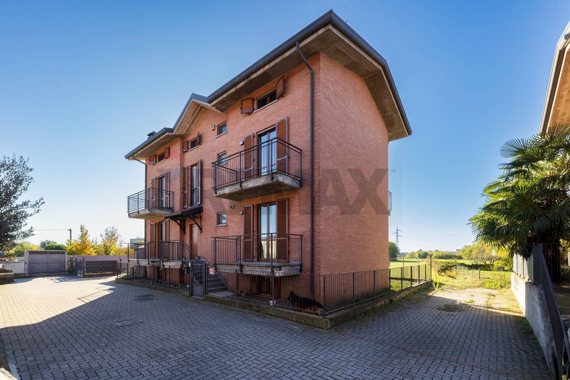 Edificio all\'aperto - Casa semi indipendente VIA EDISON
16, Lonate Ceppino - foto 2