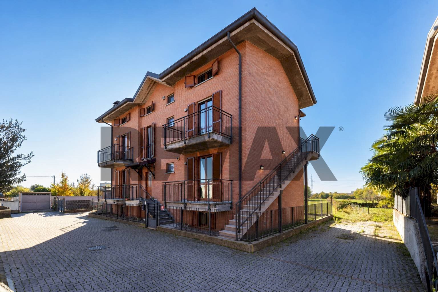 Edificio all\'aperto - Casa semi indipendente VIA EDISON
16, Lonate Ceppino - foto 3