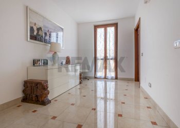 Stanza vuota - Casa semi indipendente VIA EDISON
 
16, Lonate Ceppino - foto 5