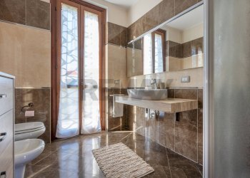 Bagno - Casa semi indipendente VIA EDISON
 
16, Lonate Ceppino - foto 9