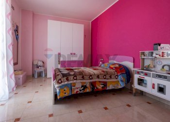 Camera / camera da letto - Casa semi indipendente VIA EDISON
 
16, Lonate Ceppino - foto 10