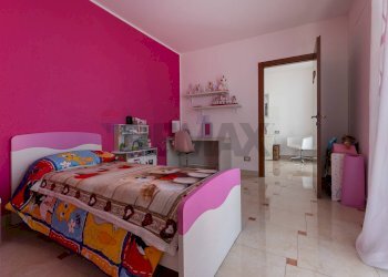 Camera / camera da letto - Casa semi indipendente VIA EDISON
 
16, Lonate Ceppino - foto 11