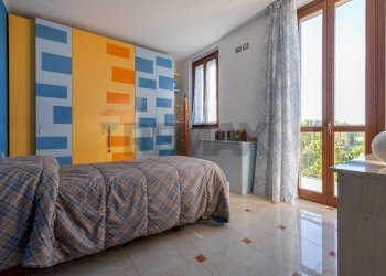 Camera / camera da letto - Casa semi indipendente VIA EDISON
 
16, Lonate Ceppino - foto 12