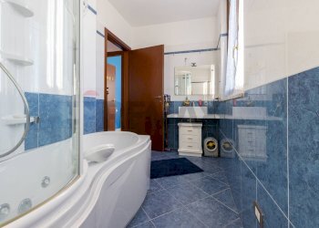 Bagno - Casa semi indipendente VIA EDISON
 
16, Lonate Ceppino - foto 13
