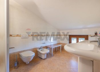 Bagno - Casa semi indipendente VIA EDISON
 
16, Lonate Ceppino - foto 18