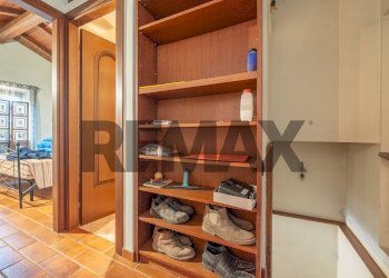 Cabina armadio - Villa via delle coppe
 
4, San Cesareo - foto 13