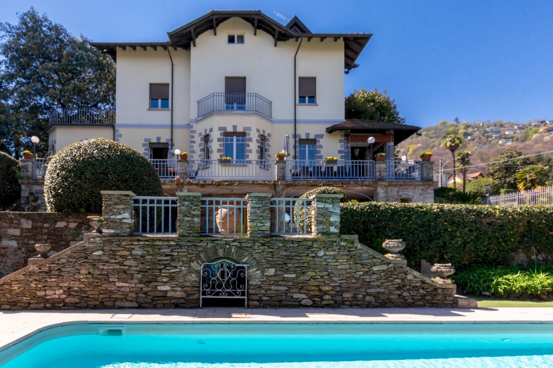 Foto 1 - Villa via Alessandro Volta
 
1, Stresa - foto 1