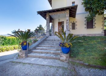 Foto 36 - Villa via Alessandro Volta
 
1, Stresa - foto 36