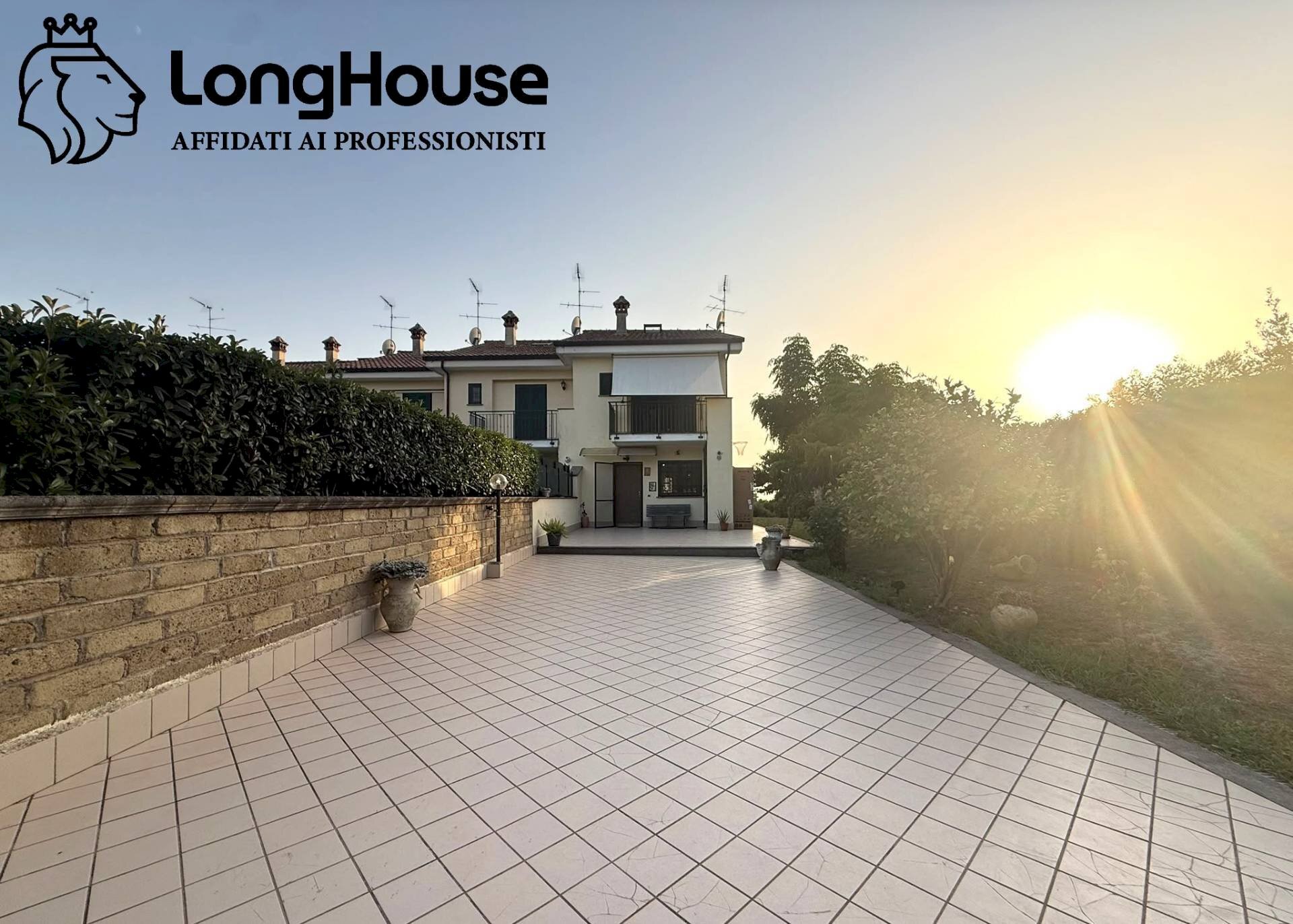 Foto 1 - Villa a Schiera via del cancello
 
22, Albano Laziale - foto 1