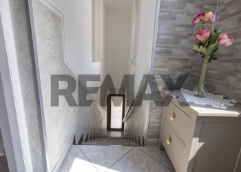 Bagno - Semi-detached Villa via Padre Daniele
 
27, Samarate - photo 10